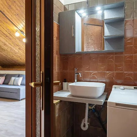 Armida - 1976 Apartman *